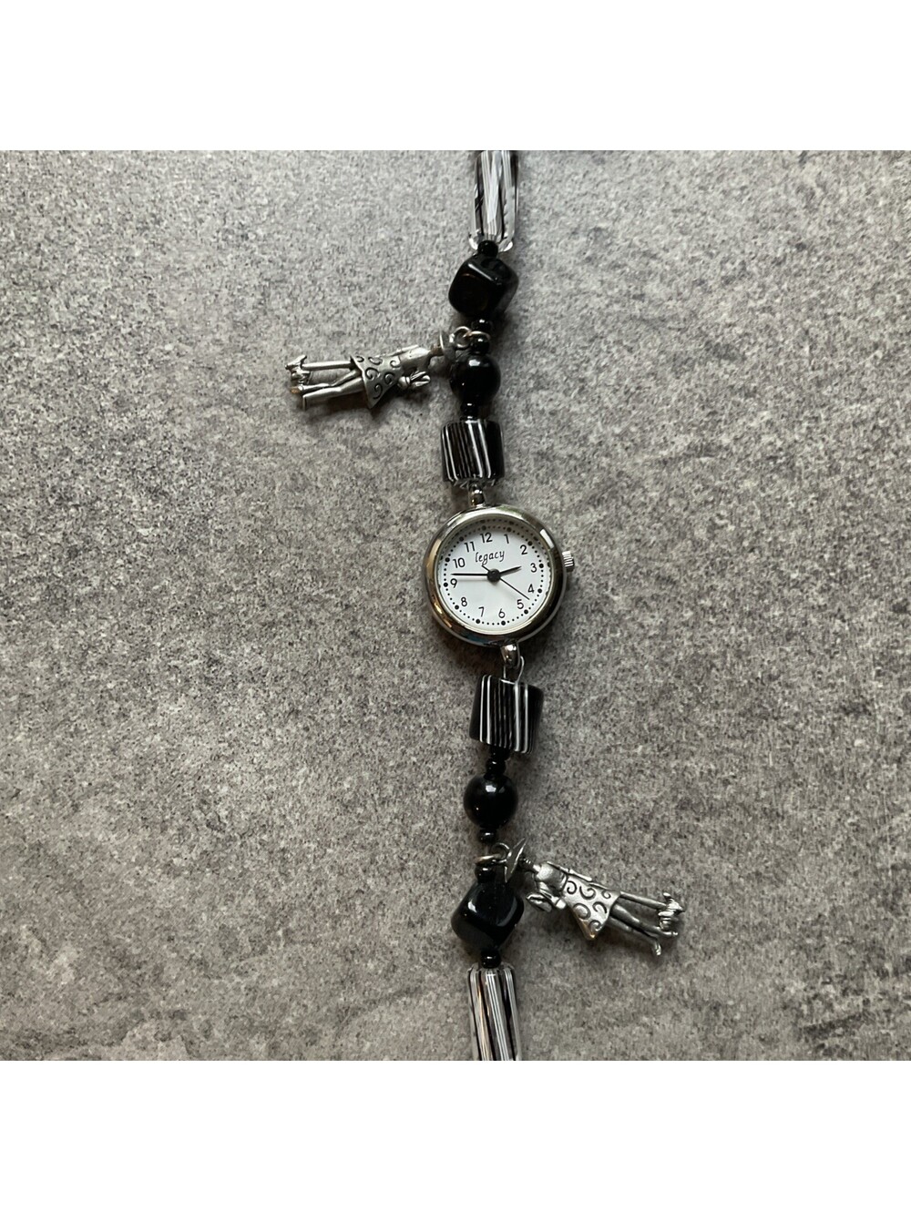 Cool Vintage Legacy Womens Charm Bracelet Watch 20mm Silver Tone Case D5